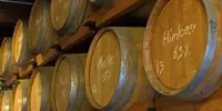 Schnaps aus dem Holzfass Holzfassgelagerte
