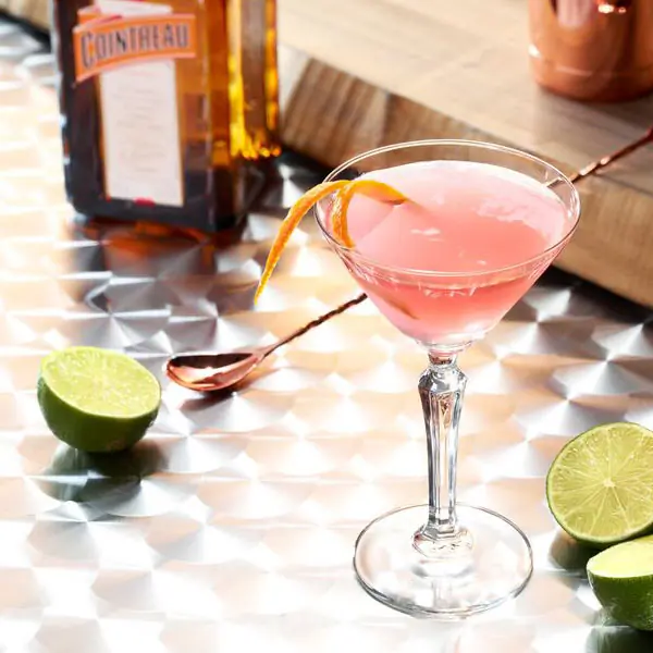 Cosmopolitan mit Cointreau Cosmopolitan mit Cointreau